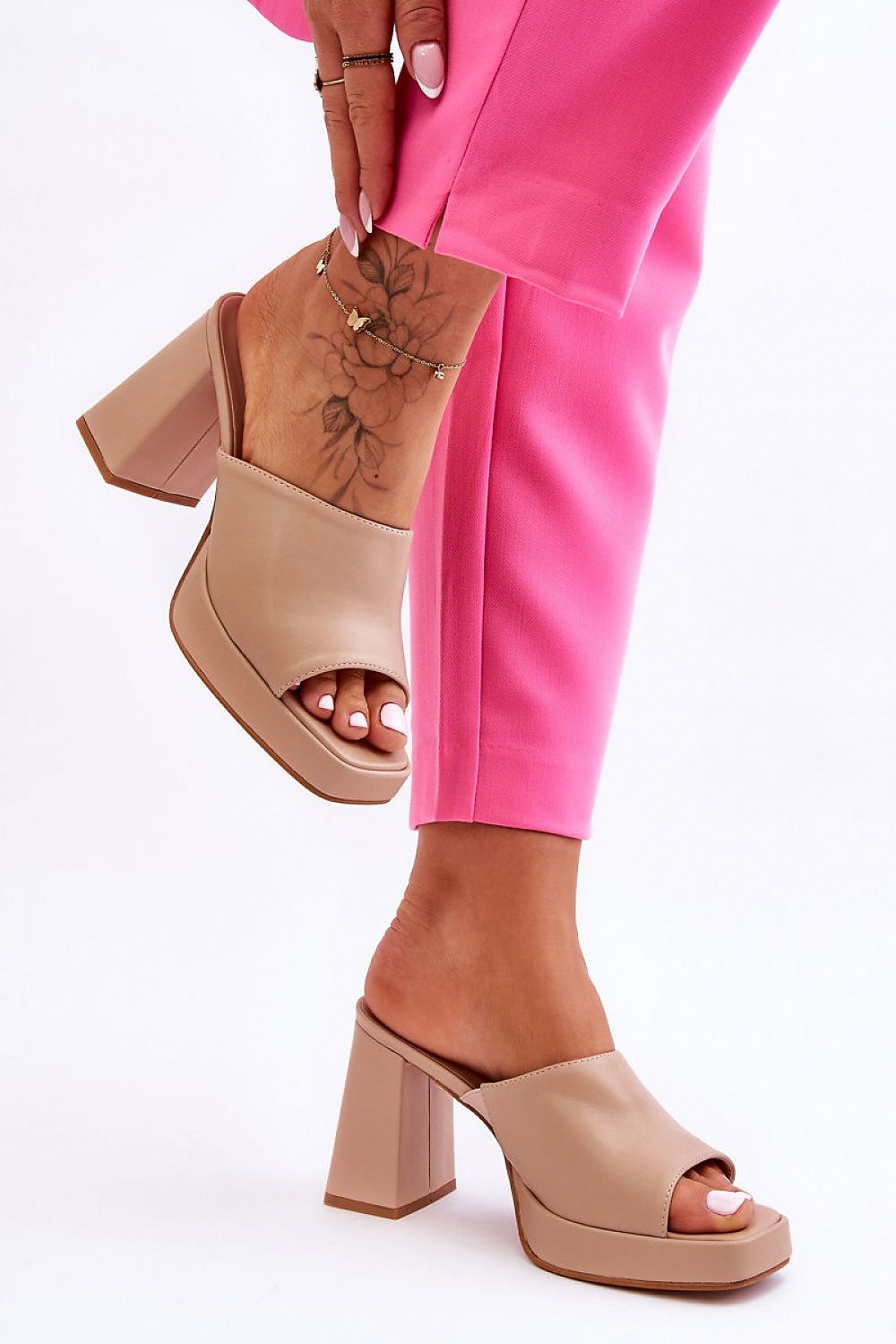 Flip-flops model 181070